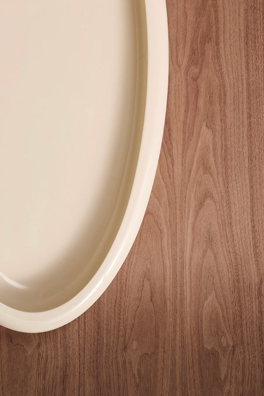 Vanishing While Exploding Tray - Off White High Gloss Oval