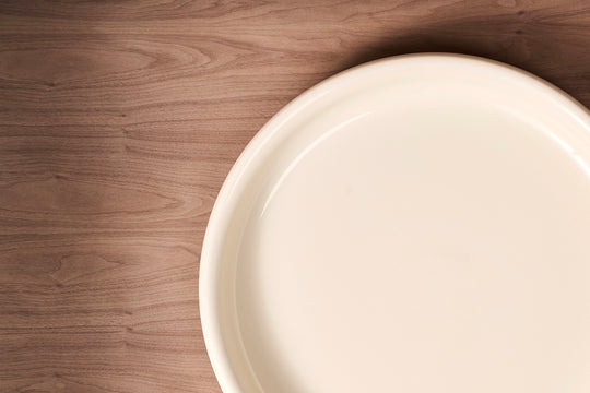 Vanishing While Exploding Tray - Off White High Gloss Round